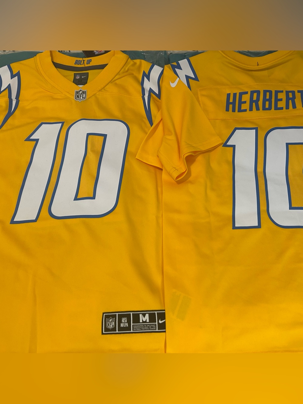 Nike LOS ANGELES CHARGERS JUSTIN HERBERT Youth JERSEY Sz M,L or XL New w tags